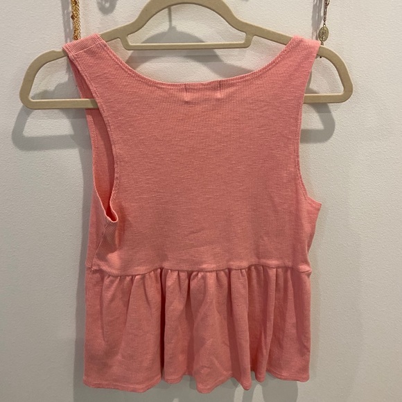 pink t.la tank top - Picture 2 of 3